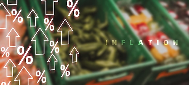 Foto grafico di frecce e icona percentuale per illustrare la crisi finanziaria dell'inflazione nel settore alimentare e alimentare