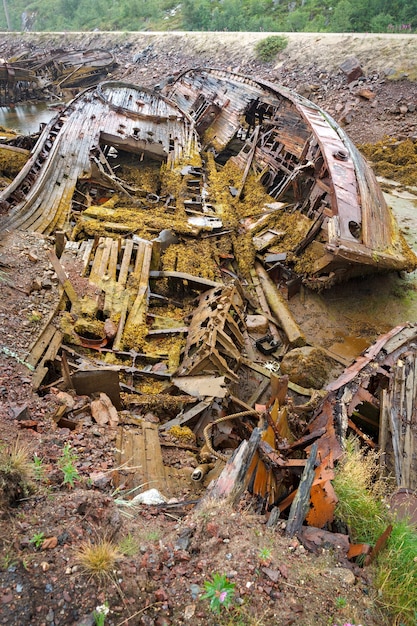 Cimitero delle navi nel nord oltre il circolo polare artico