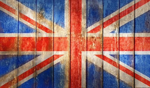 Photo great british flag on a old wooden plank