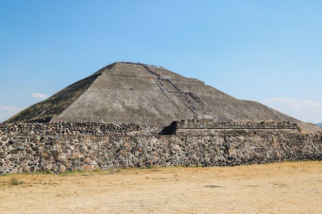 Great wall against clear blue sky