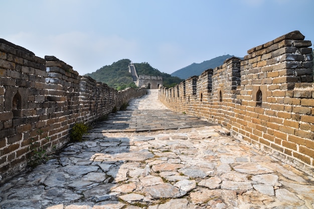 Grande muraglia cinese senza turisti