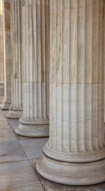 Photo greek marble pillars row