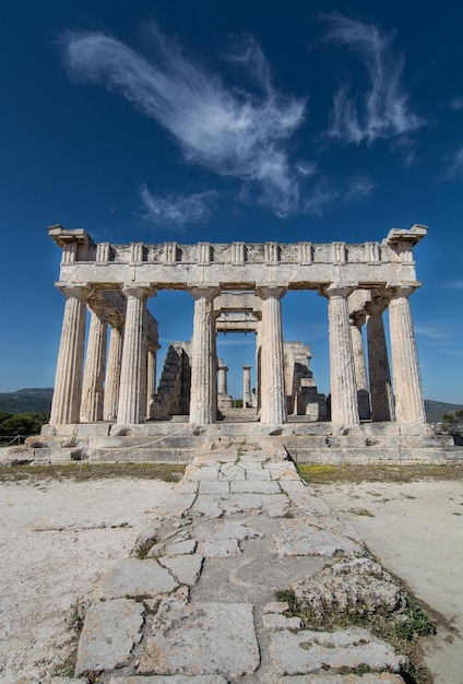 Photo greek temple of aphaea on aegina island