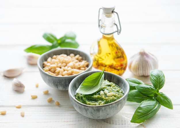 Green basil pesto