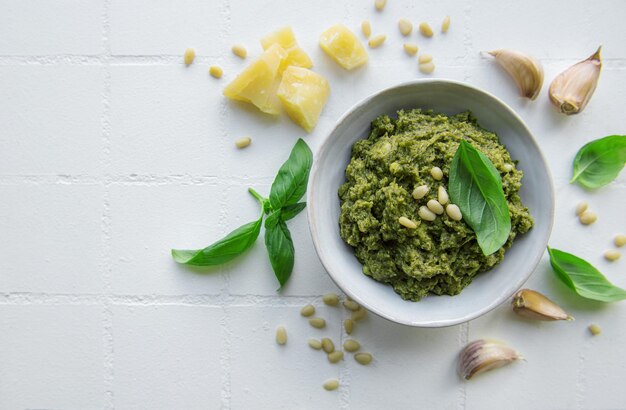 Green basil pesto