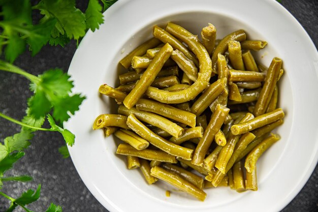 緑の豆 食べる準備ができている 美味しい食事 鮮やかな美味しいグルメ 背景はテーブルの上に 露天的なトップビュー コピースペース トップビュー ケトとパレオダイエット マグダリアンとベガンの食事