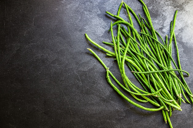 green beans raw legumes organic eating