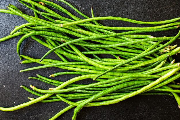 green beans raw legumes organic eating