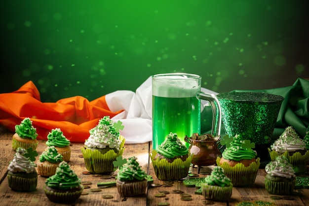 Green beer and cupcakes with Leprechaun hat