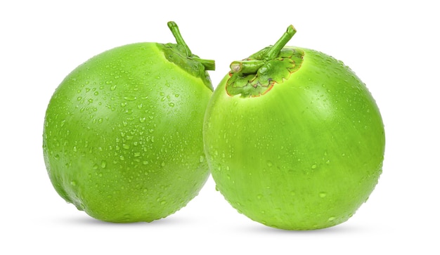 写真 白い背景に分離された緑のココナッツ