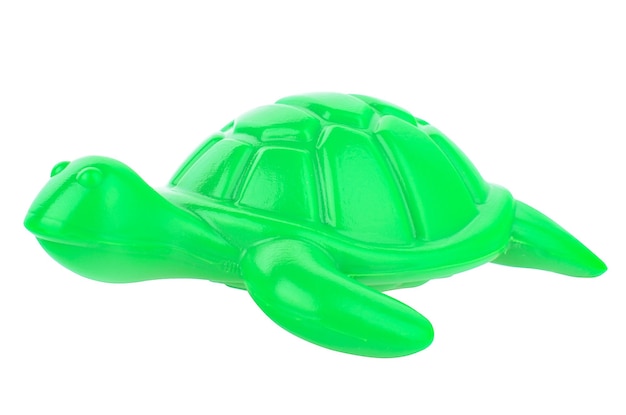 흰색 배경에 고립 된 녹색 플라스틱 거북이 어린이 목욕 장난감 욕실에서 재미있는 목욕 아기