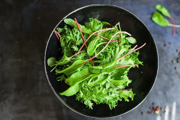 Green salad leaves mix vegetables serving size