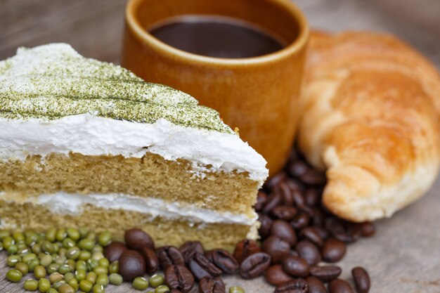 Green tea cake and coffee