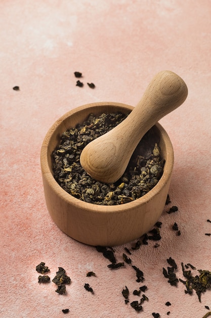 Green tea in natural cosmetics