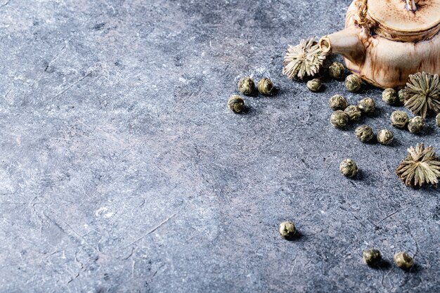 Green tea with ceramic teapot