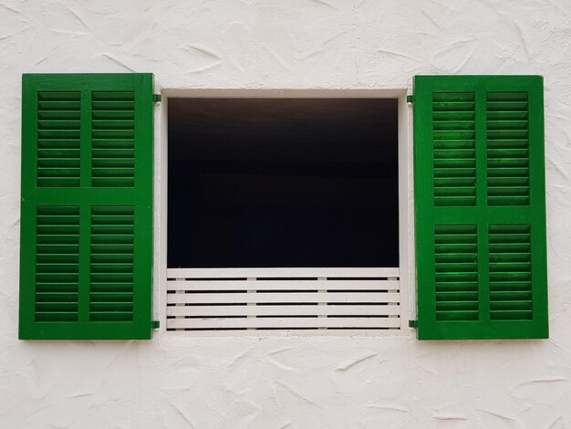 Photo green window at the building