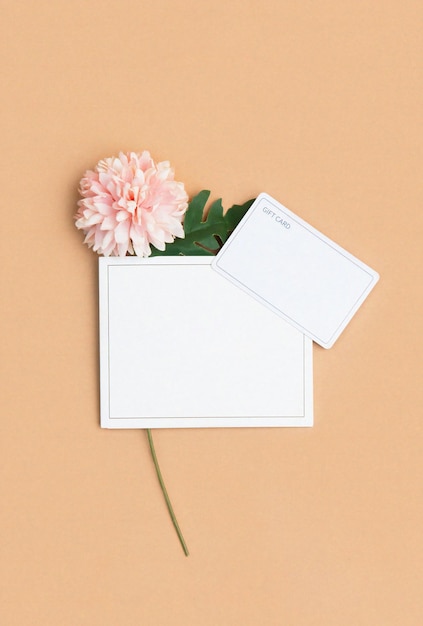 Greeting card with flower