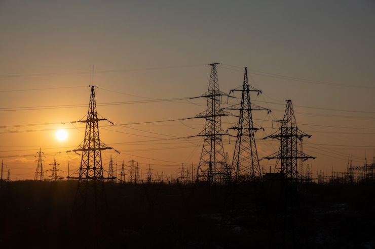 Photo grid high voltage power lines high voltage tower sky sunset background