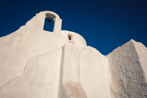 Griekse orthodoxe kerk van Panagia Paraportiani in de stad Chora op het eiland Mykonos