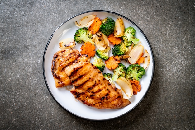 griled chicken breast steak with vegetable