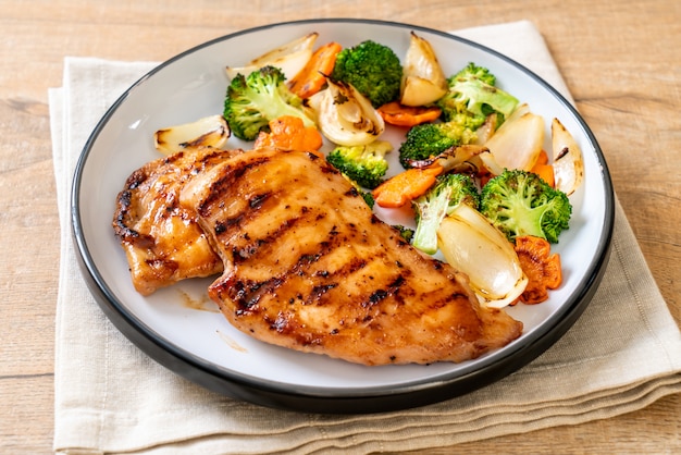 griled chicken breast steak with vegetable