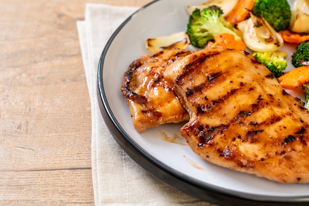 griled chicken breast steak with vegetable