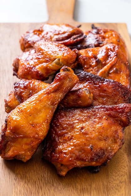 grilled and barbecue chicken