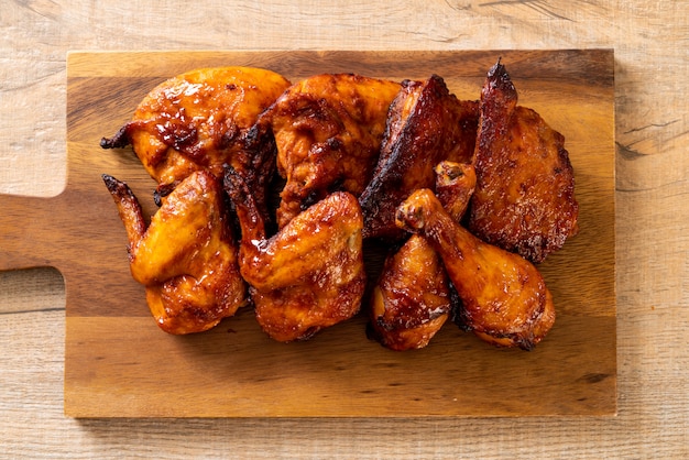 grilled and barbecue chicken