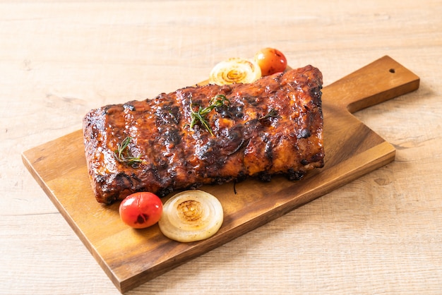 grilled barbecue pork ribs