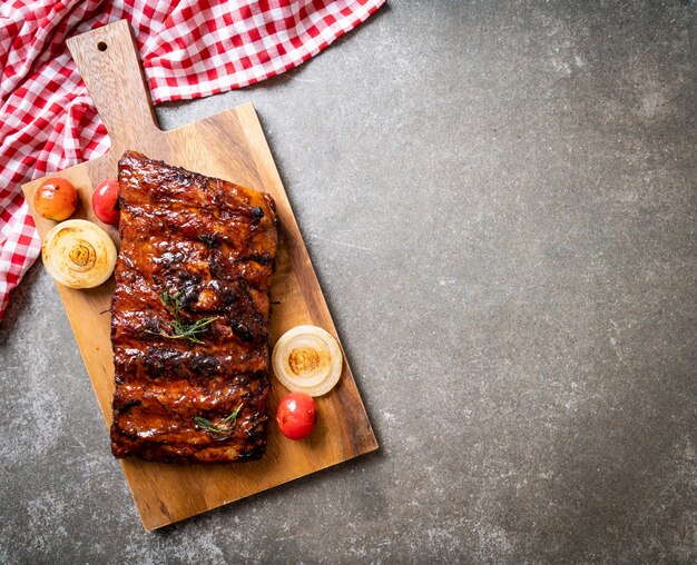 grilled barbecue pork ribs