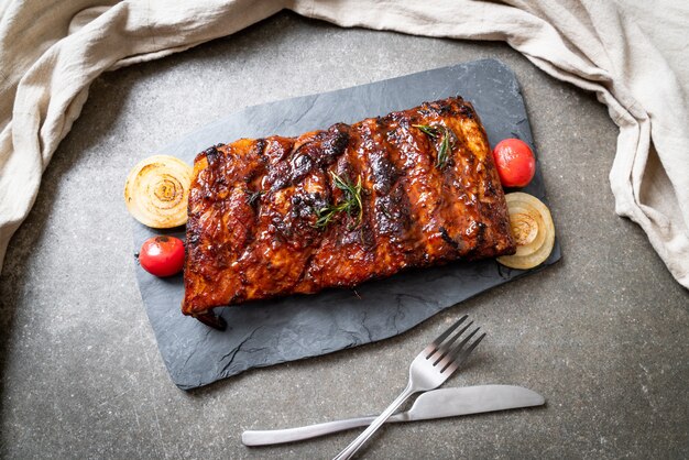 grilled barbecue pork ribs