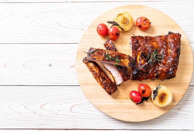 grilled barbecue pork ribs