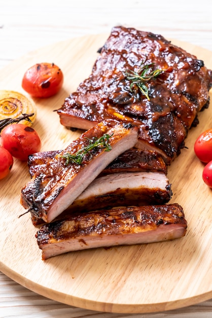 grilled barbecue pork ribs