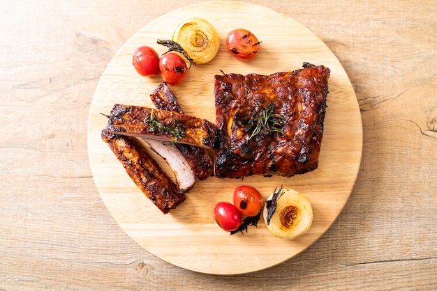 grilled barbecue pork ribs