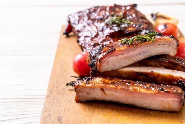 grilled barbecue pork ribs