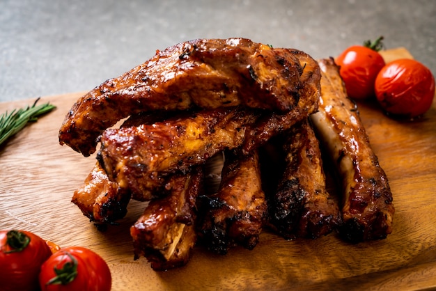 grilled barbecue pork ribs