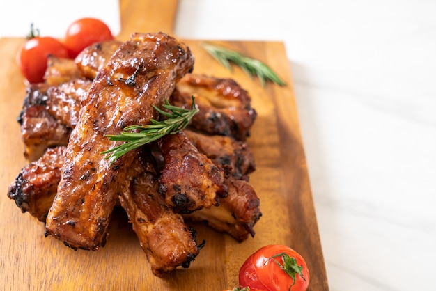 grilled barbecue pork ribs