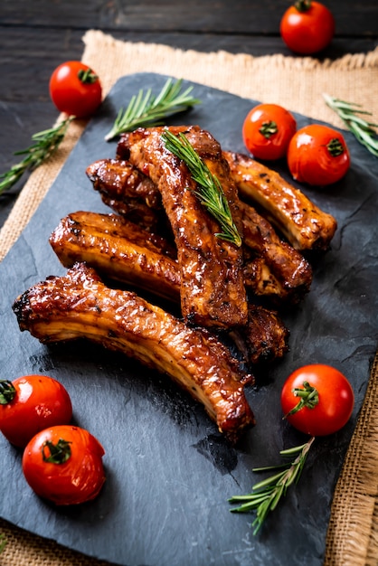 grilled barbecue pork ribs