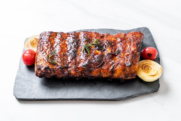 grilled barbecue pork ribs