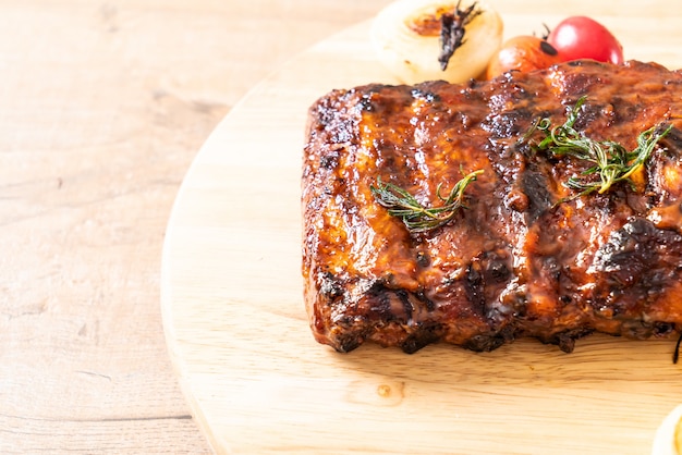 grilled barbecue pork ribs