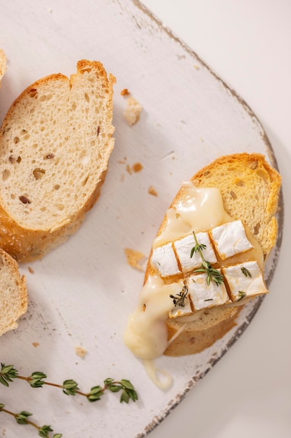 Grilled bread with brie cheese