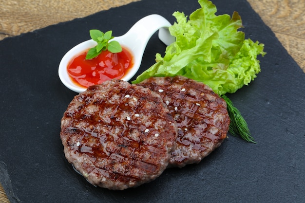 Grilled burger cutlet