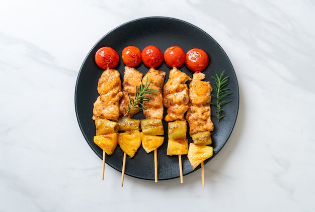 grilled chicken barbecue skewer