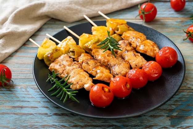 grilled chicken barbecue skewer