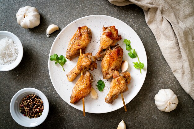 唐辛子とニンニクのグリルチキンバーベキュー