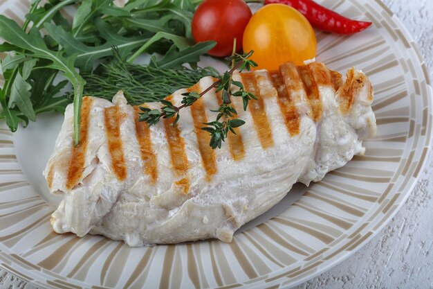 Photo grilled chicken breast