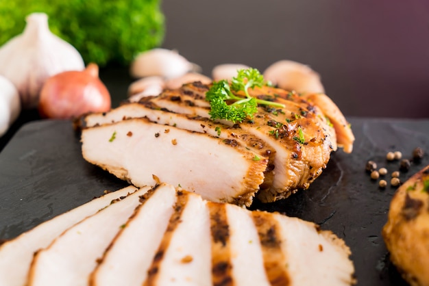 Grilled chicken fillets 