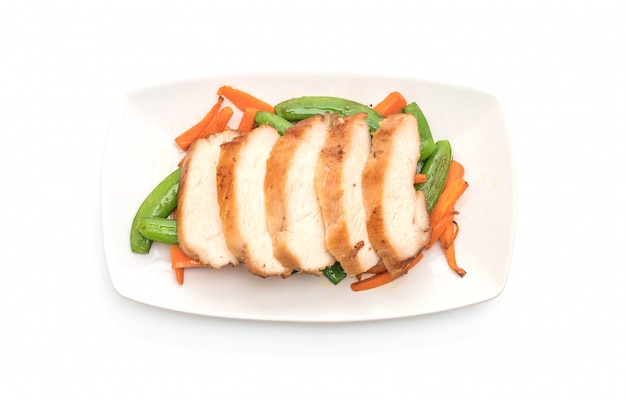 grilled chicken with green peas and carrot