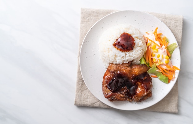 grilled chicken with teriyaki sauce and rice