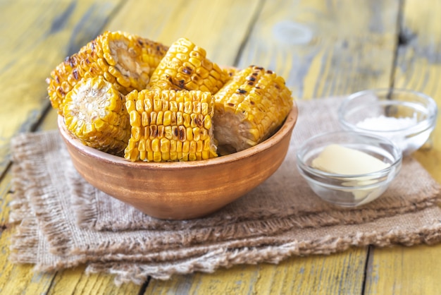 Grilled corn in the bowl